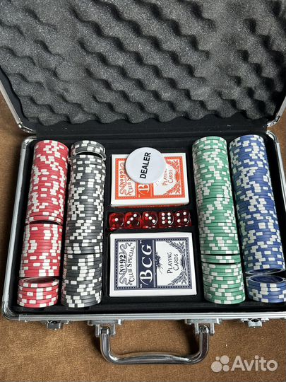 Набор для покера 200 фишек