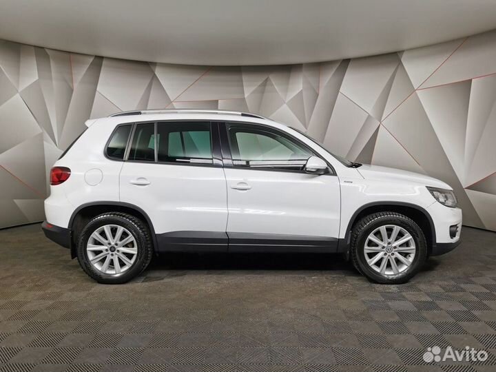 Volkswagen Tiguan 2.0 AT, 2016, 137 664 км