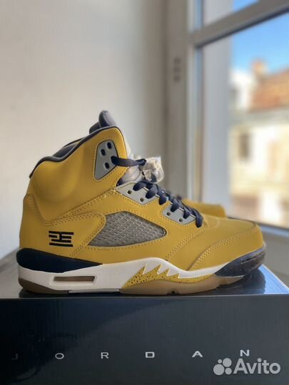 Кроссовки Air Jordan 5 Retro 