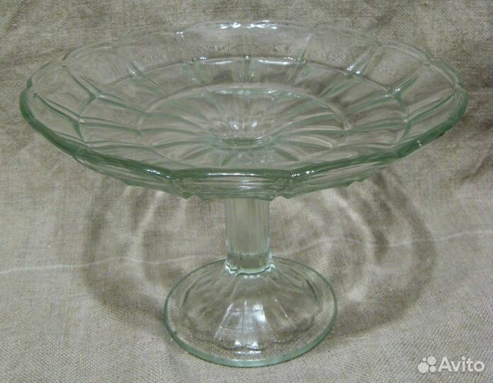 Ваза-фруковница на ножке (251)