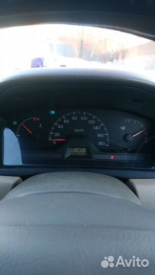 Mitsubishi Lancer Cedia 1.5 CVT, 2001, 1 000 000 км