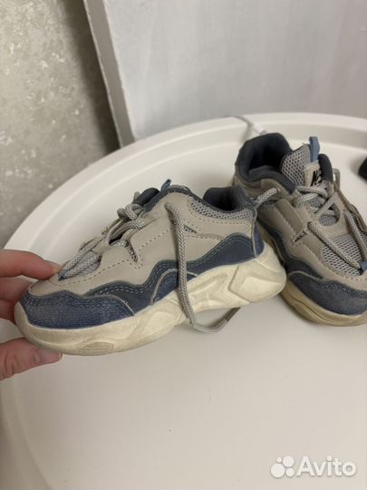 Кроссовки детские