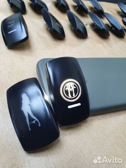 Гравировка кнопок салона авто