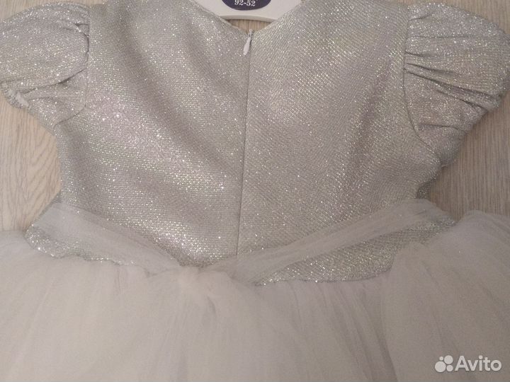 Платье праздничное