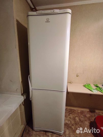 Холодильник бу