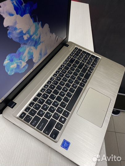 Asus N4000 4GB SSD 120GB офисный помощник