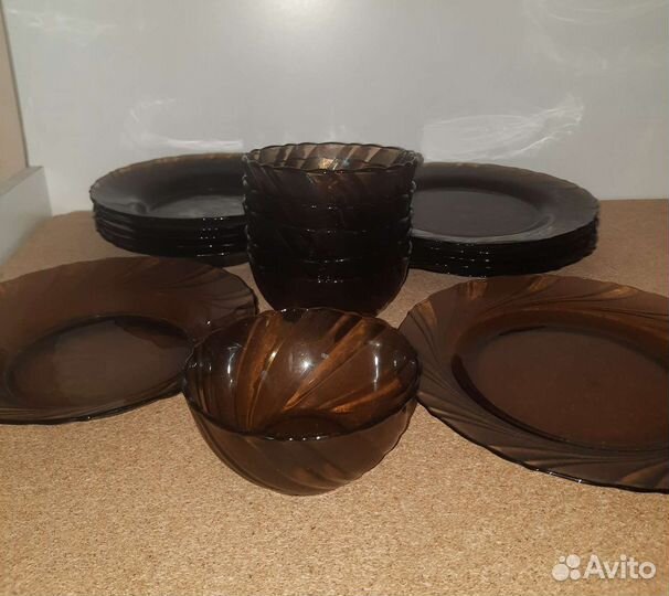 Набор столовой посуды новый