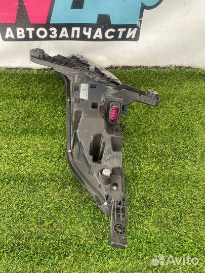 Фара левая Zeekr 001 2023 10265006