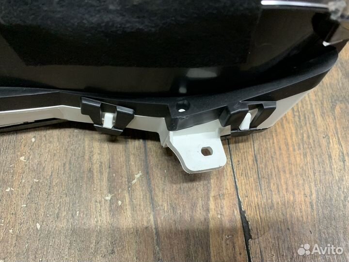 Infiniti M25/Q70 (Y51) Панель приборов