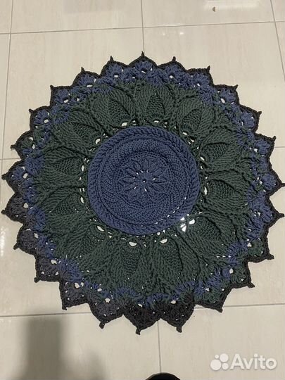 Коврик вязаный крючком