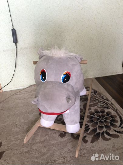 Качалка лошадь