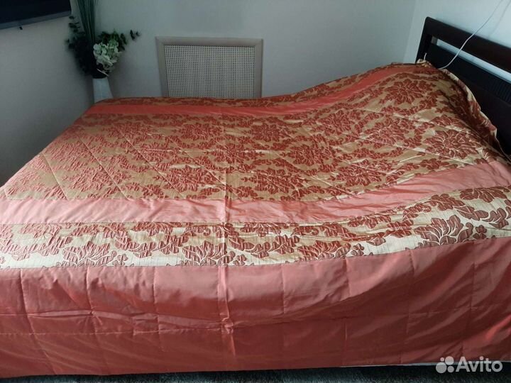 Покрывало на 2 х спальную кровать