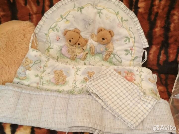 Бортики в детскую кроватку