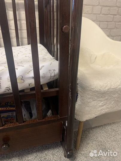 Детская кроватка