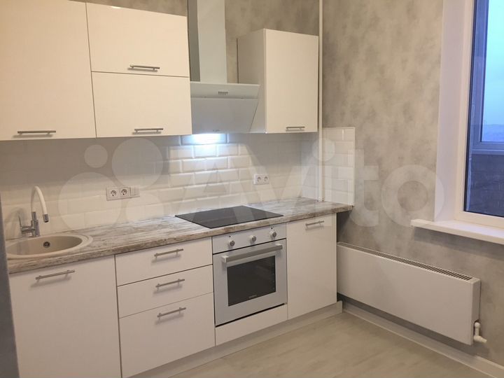 1-к. квартира, 50 м², 8/17 эт.