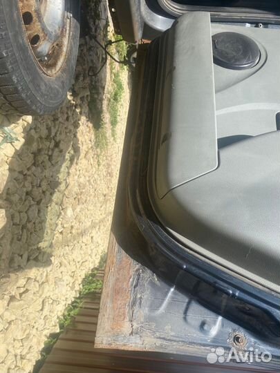 Дверь в сборе рено логан