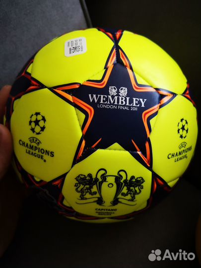 Мяч финала лч 2011 г