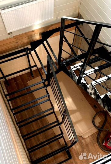 Металлокаркас для лестницы 