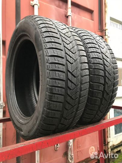 Pirelli Winter Sottozero 3 235/55 R17 93N