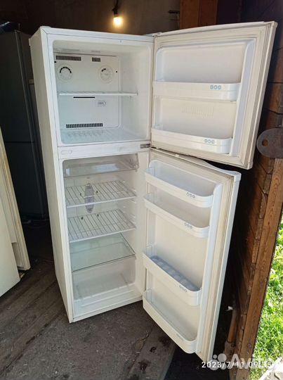 Отличный LG