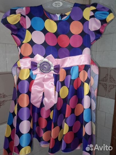 Продам платье для девочки конфетки, размер 98-104
