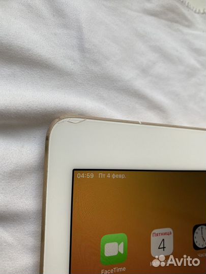 iPad Pro 9,7 (A1674)