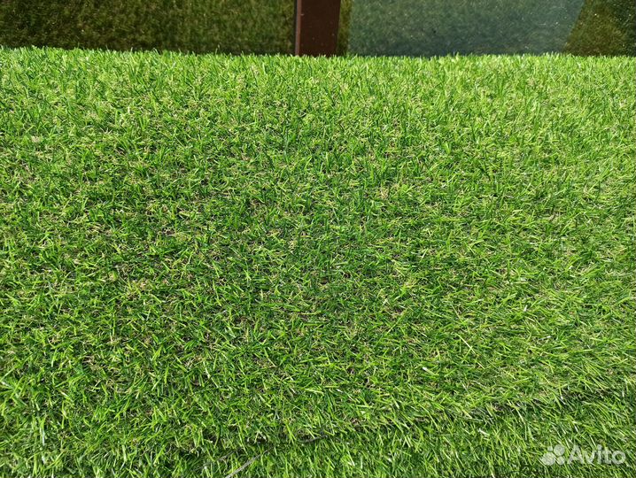 Искусственная трава в рулонах в розницу и оптом