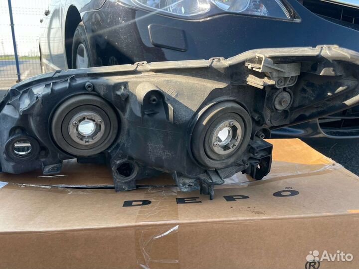 Фара правая оригинал Honda civic 4d