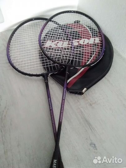 Ракетки для бадминтона