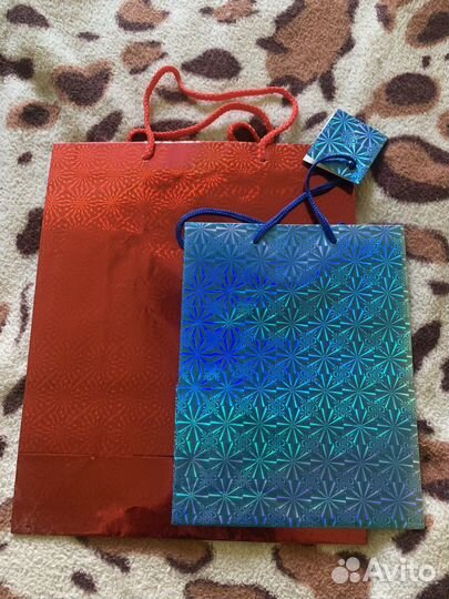 Подарочные пакеты