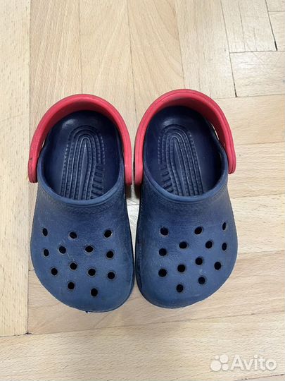 Crocs размер 6 7