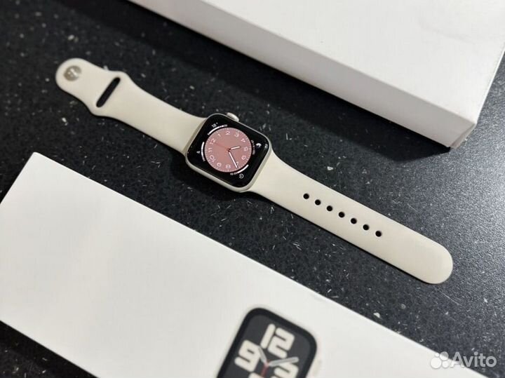 Apple Watch SE 2 40mm Starlight Витринные,Рассрочк