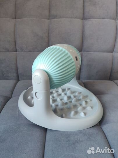 Кормушка игрушка для кошек и собак