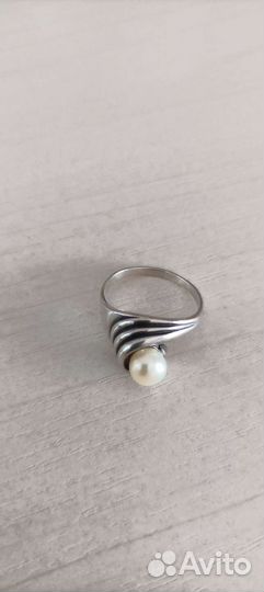 Серебряное кольцо