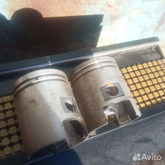 Поршень восход