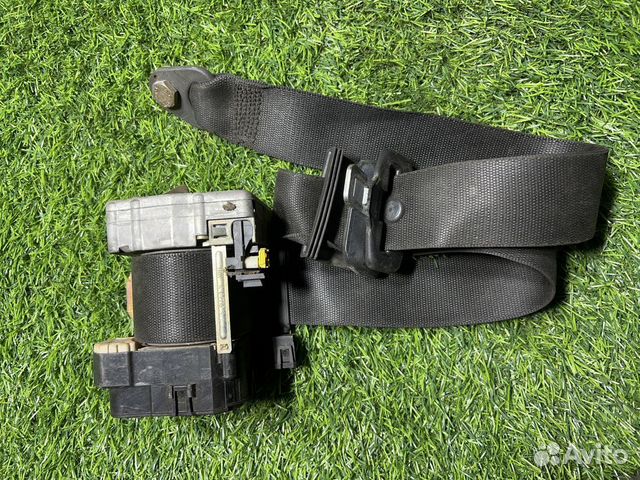 Ремень безопасности Mercedes Benz E-Class (W210) 2