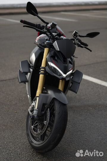 Ducati Streetfighter V4 SP