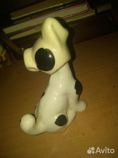 Статуэтки вазочки