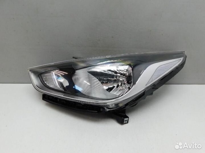 Фара левая Hyundai Solaris