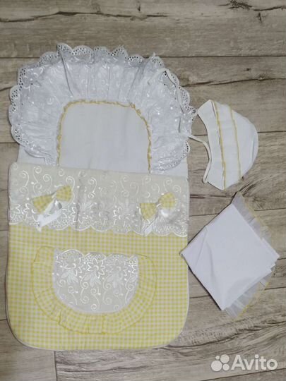 Конверт на выписку летний