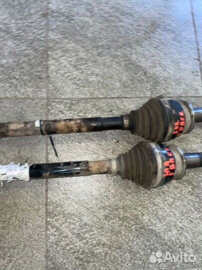 Привод задний Jaguar F-Pace X761 AJ126 2016