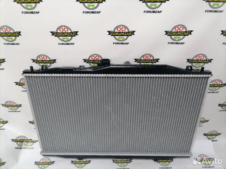 Радиатор охлаждения двигателя Honda Accord 2.4