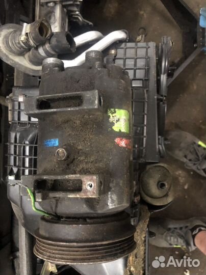 Компрессор кондиционера 1.8 1.8т passat b5 a4b5