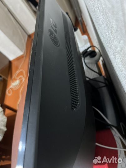 Монитор LG