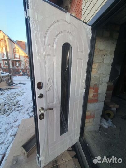 Дверь входная
