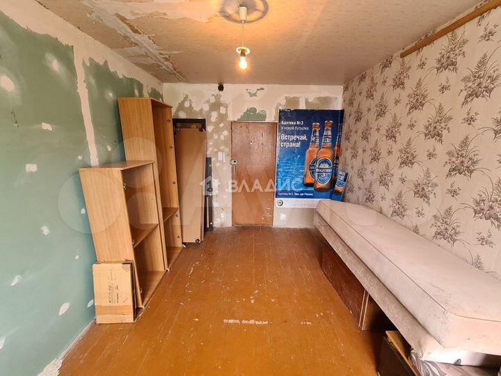 Комната 13,5 м² в > 9-к., 2/5 эт.