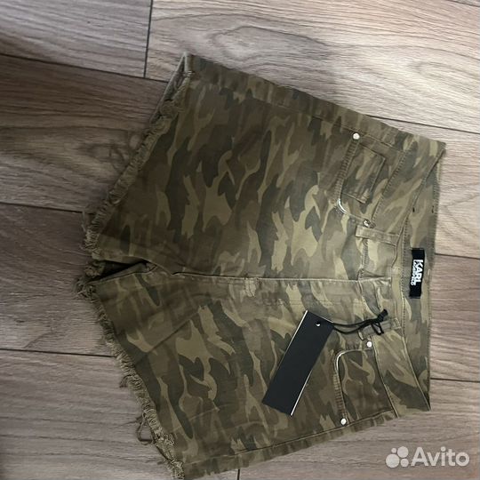 Шорты женские