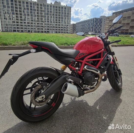 Ducati Monster 797, 2019