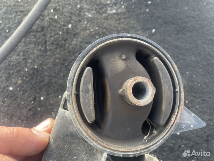 Подушка двигателя hyundai accent