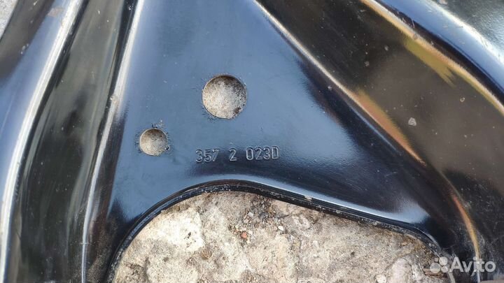 Рычаги передние б/у Renault Logan II